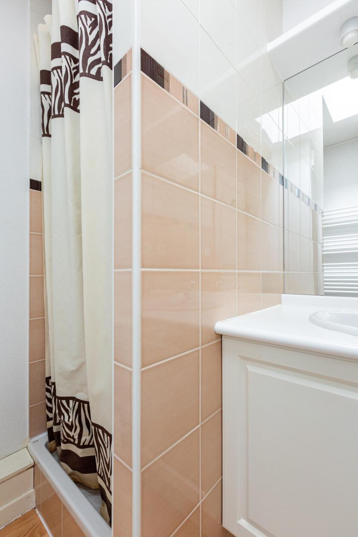 Appartement Duplex Classe 4 Etoiles Plein Centre Village Сен-Лари-Сулан Экстерьер фото